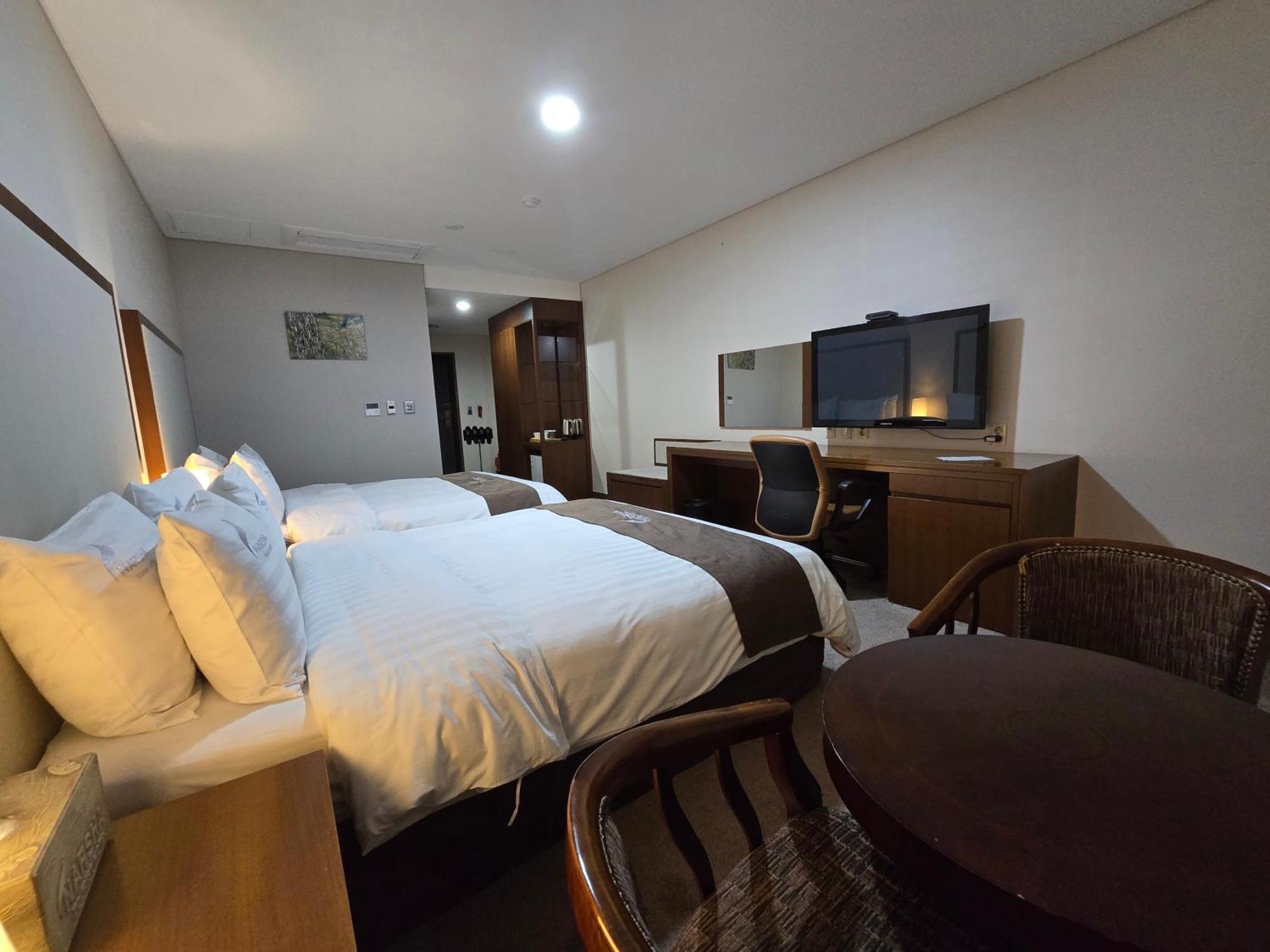 Yeosu Narsha Hotel Buitenkant foto