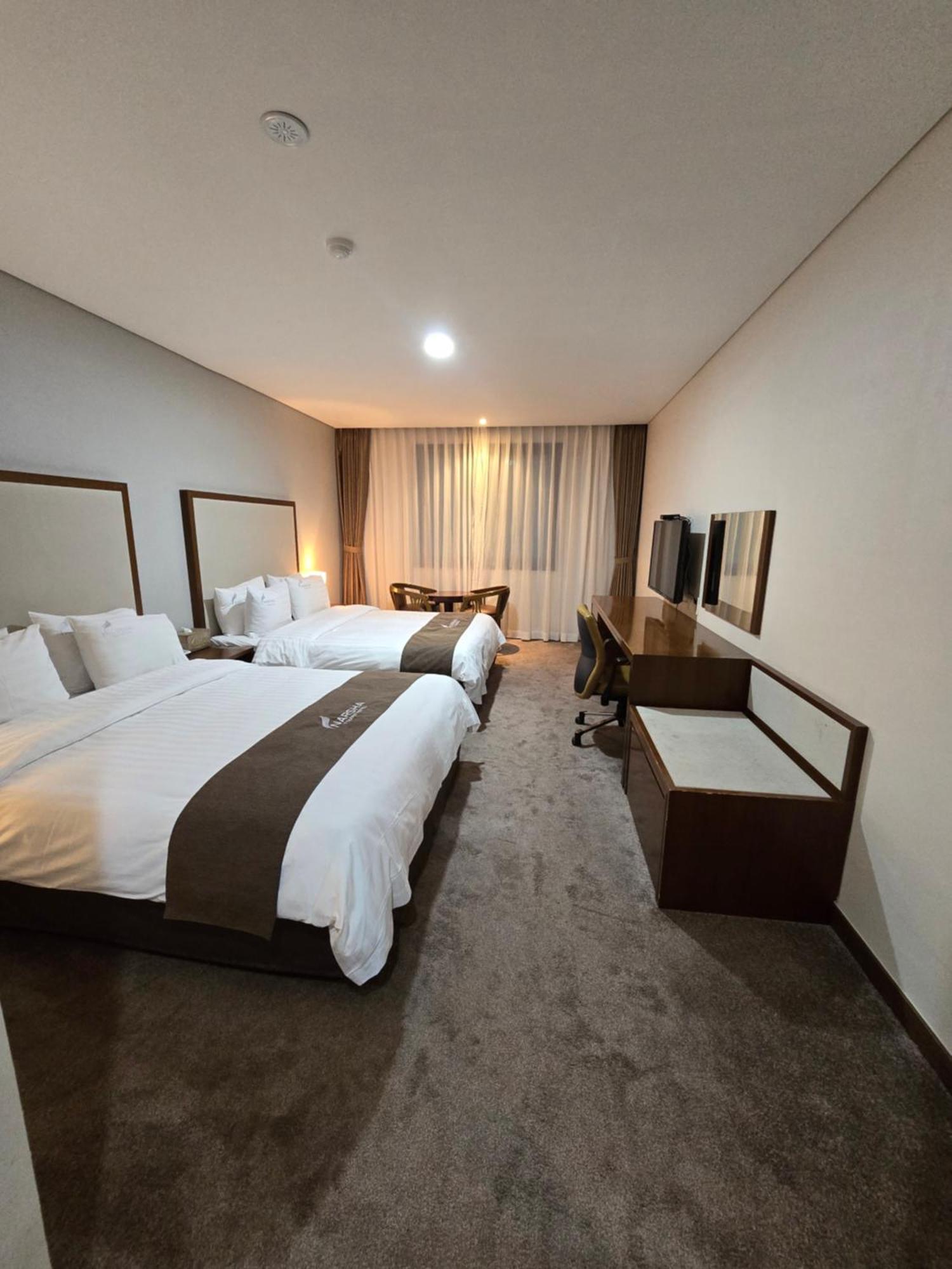 Yeosu Narsha Hotel Buitenkant foto