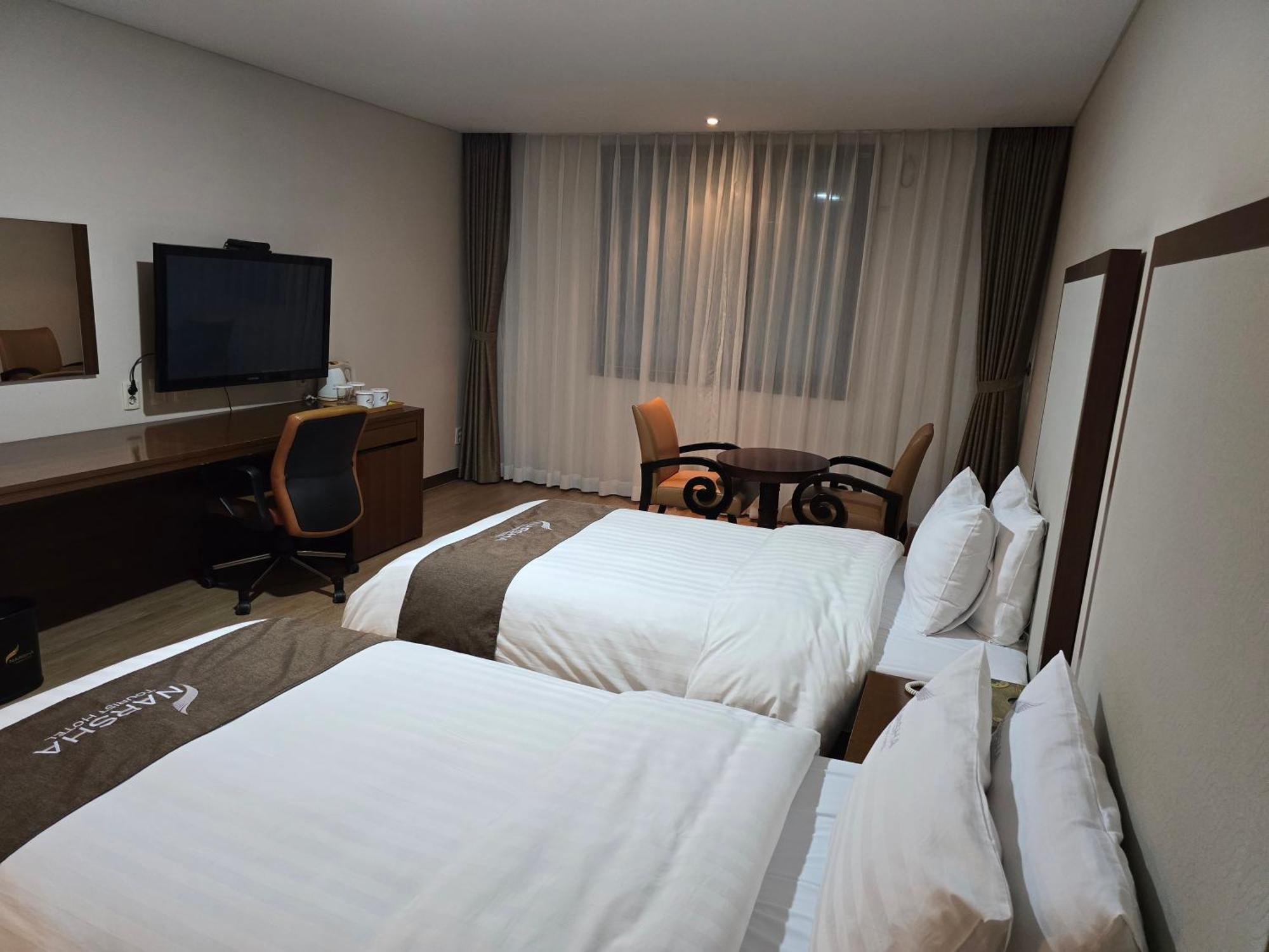 Yeosu Narsha Hotel Buitenkant foto