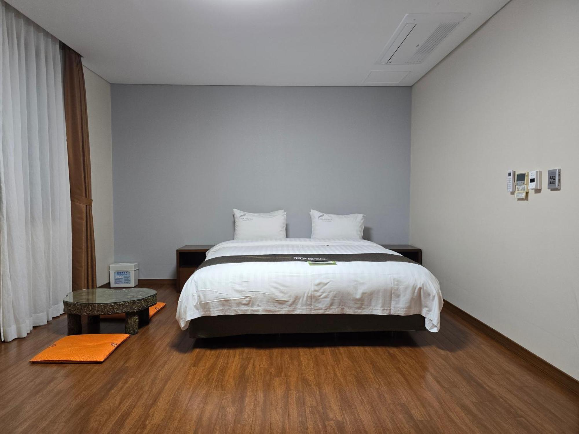Yeosu Narsha Hotel Buitenkant foto