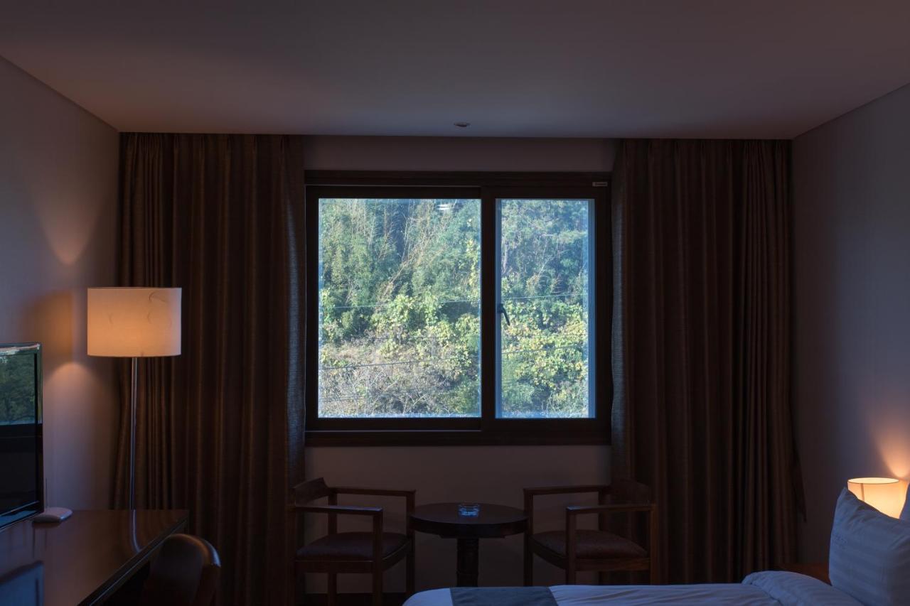 Yeosu Narsha Hotel Buitenkant foto