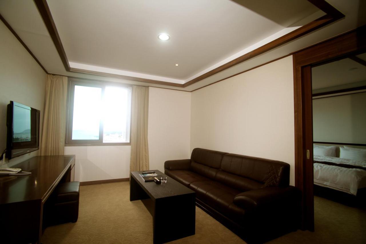 Yeosu Narsha Hotel Buitenkant foto