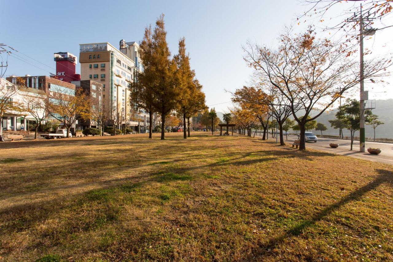 Yeosu Narsha Hotel Buitenkant foto