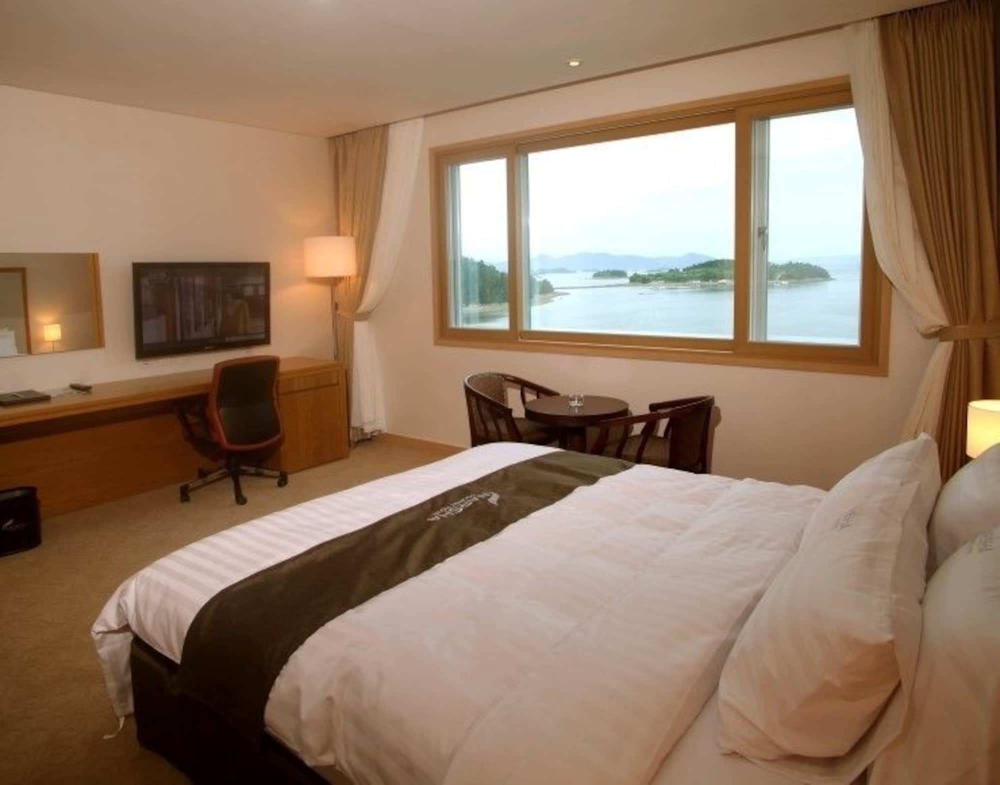 Yeosu Narsha Hotel Buitenkant foto